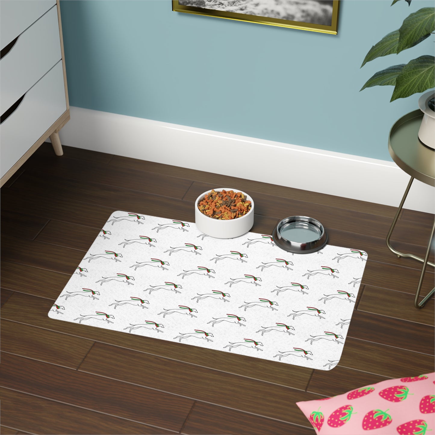 Galloping Holiday Hound Feeding Mat